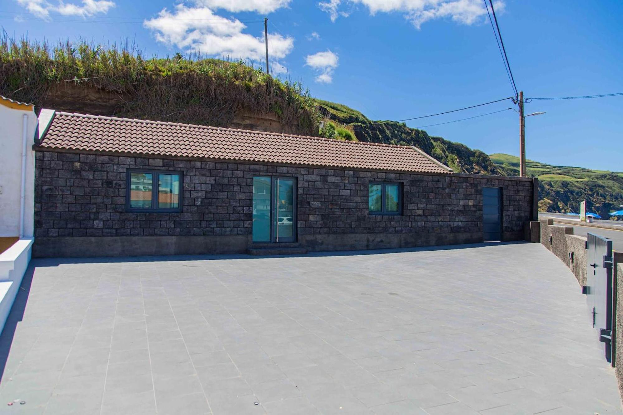 Mosteiros Beach House ภายนอก รูปภาพ