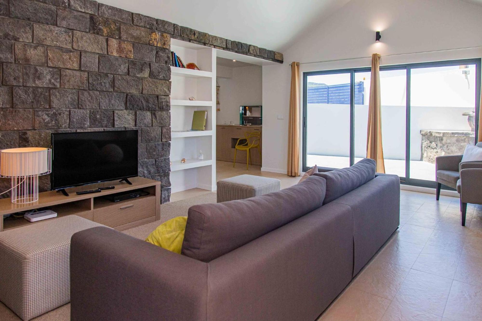Mosteiros Beach House ภายนอก รูปภาพ